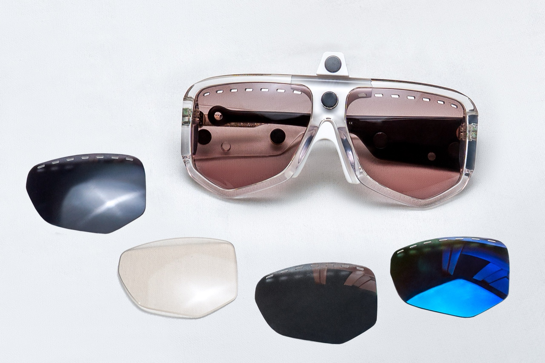 Actual MagSnap included components